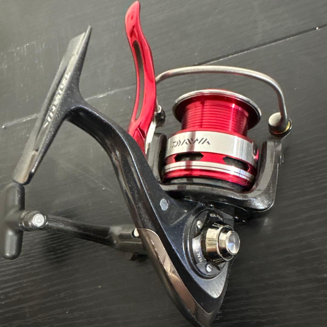 DAIWA PLAISIR 2500LBD リール