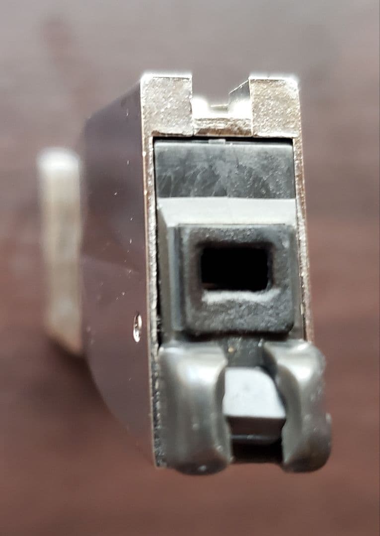 ともき　東京マルイ M92F クロームステンレス ガスブローバック