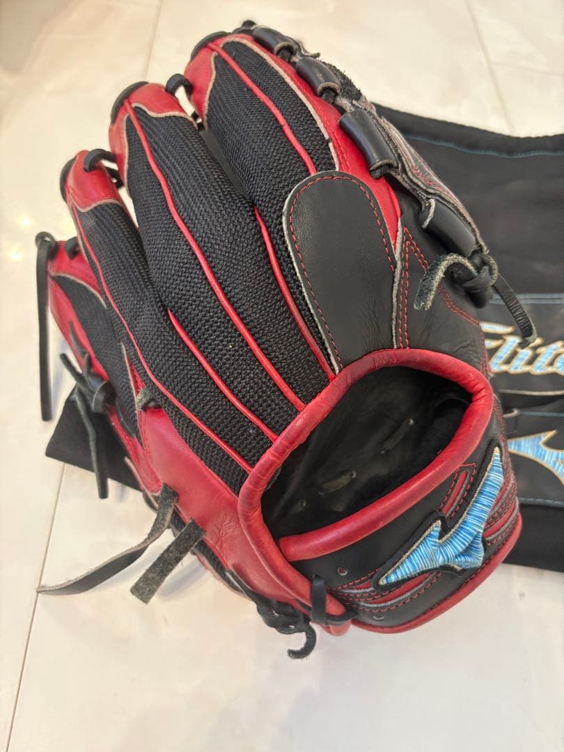ミズノグローバルエリートオーダー　ソフトボール投手用　上野モデル