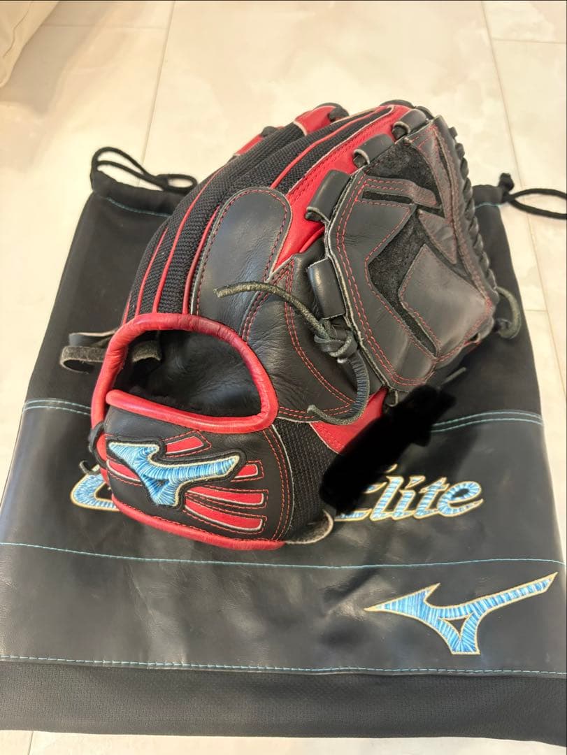 ミズノグローバルエリートオーダー　ソフトボール投手用　上野モデル