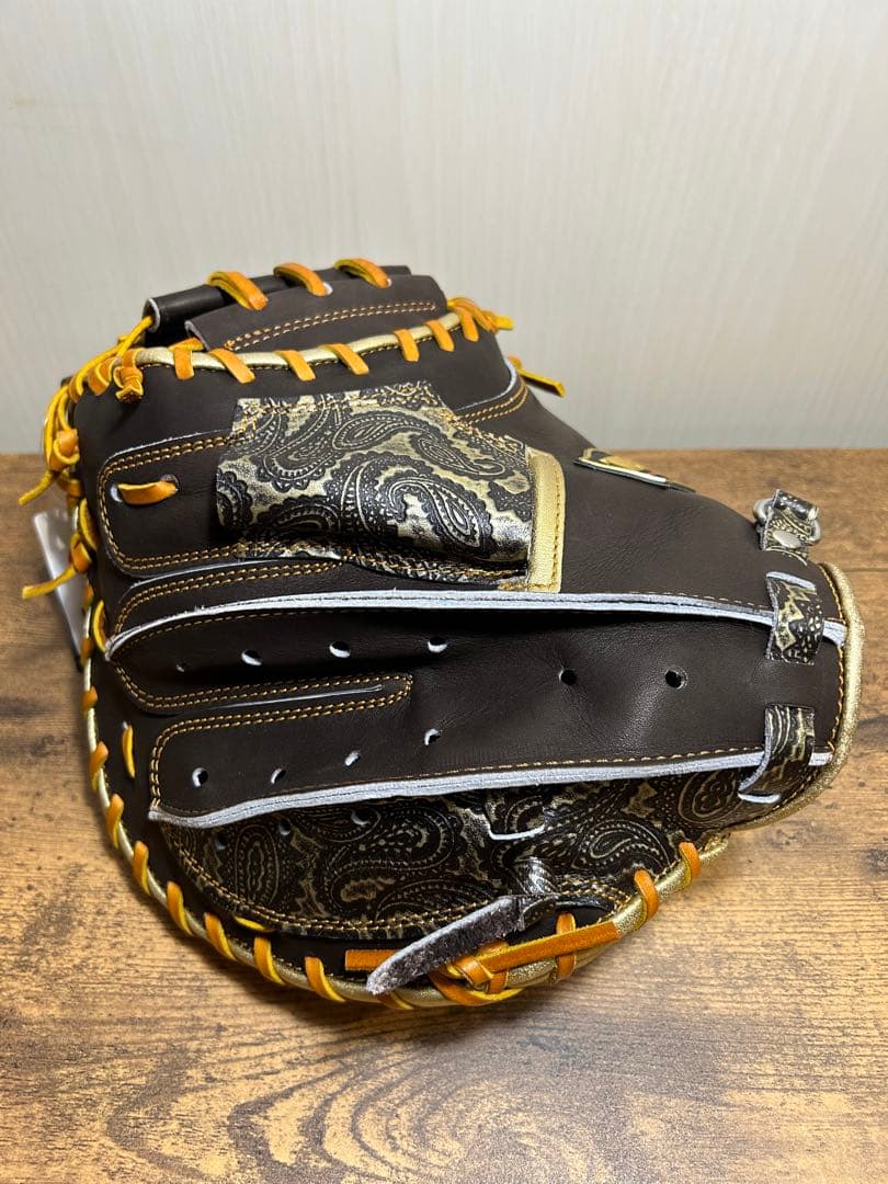 定価42,900円　ゼット軟式キャッチャーミット小林選手モデル（新品）