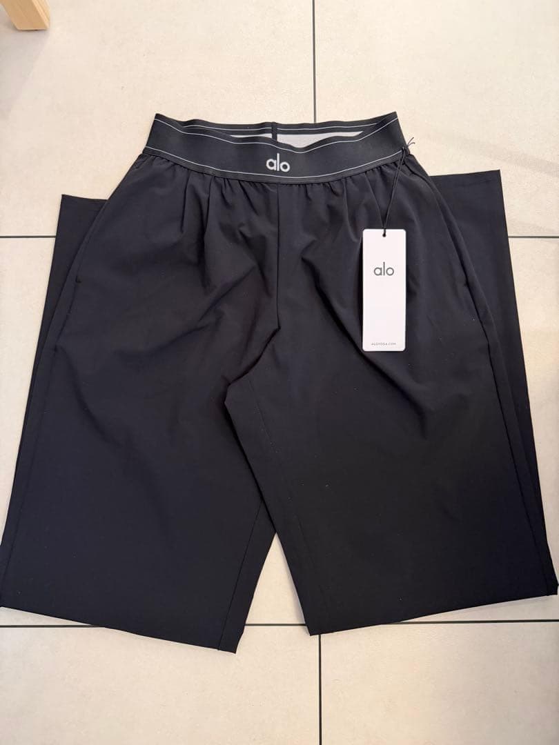 alo yoga Suit Up Trouser (Long) ブラック　xs