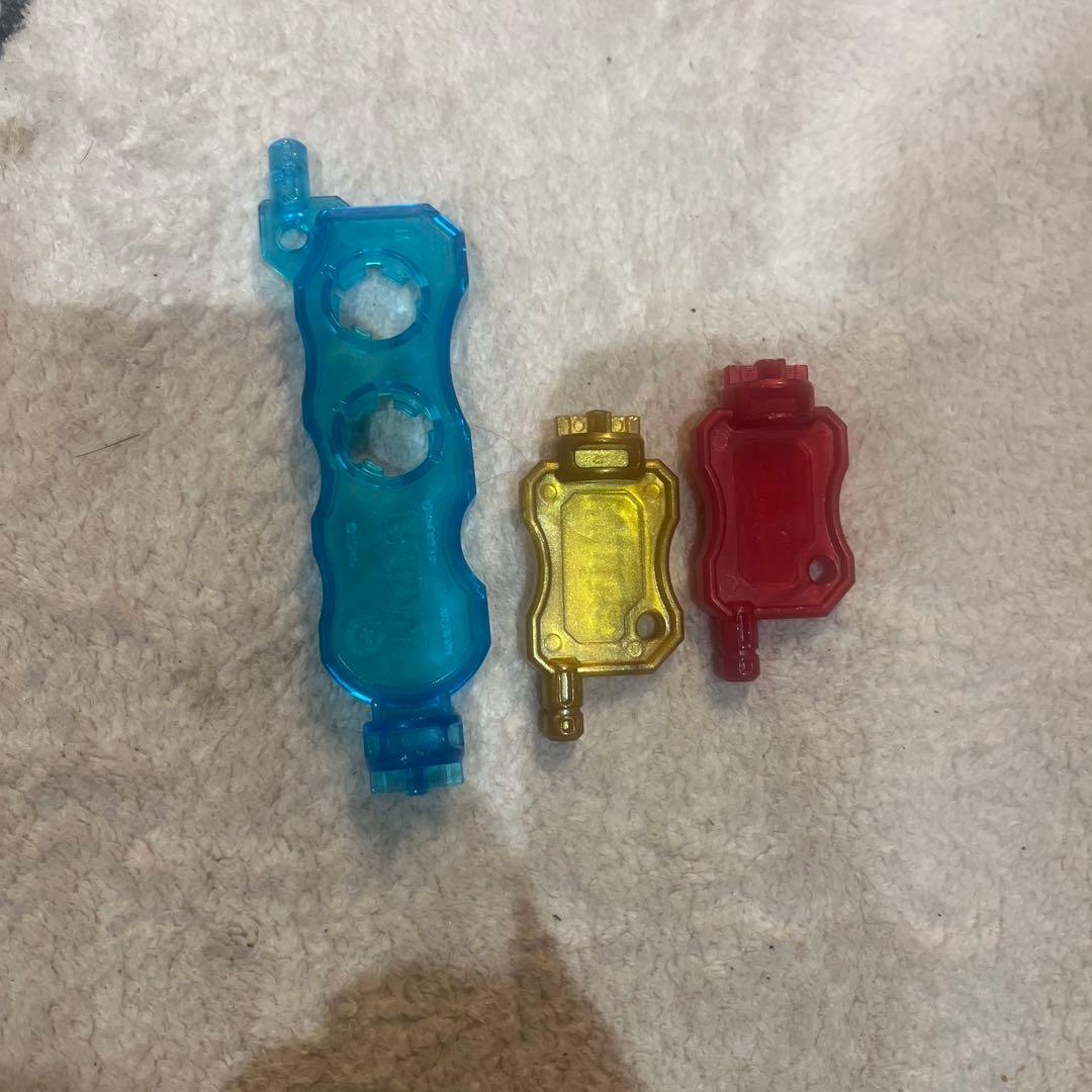ベイブレード 31個セットとツール