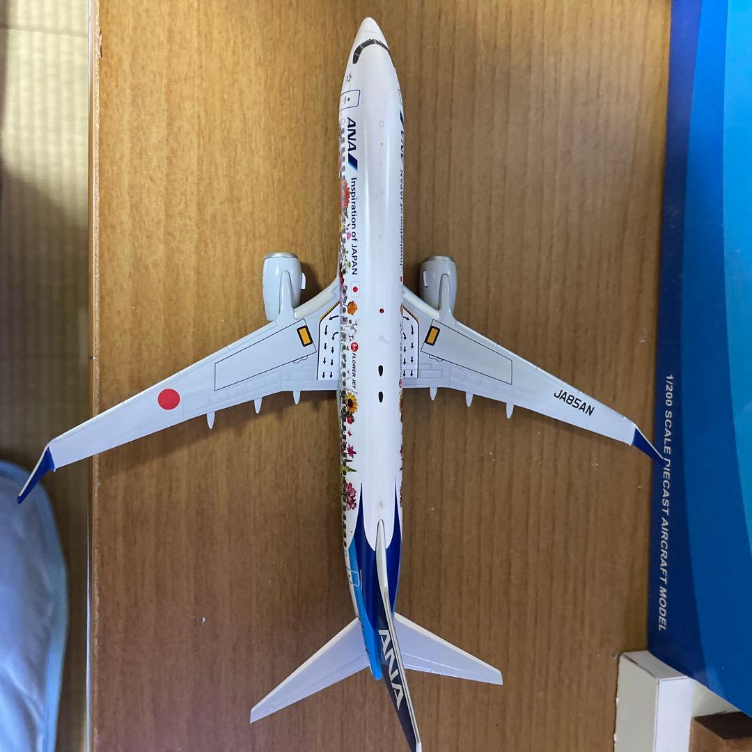 希少ANA Boeing 737-800 フラワージェット1/200