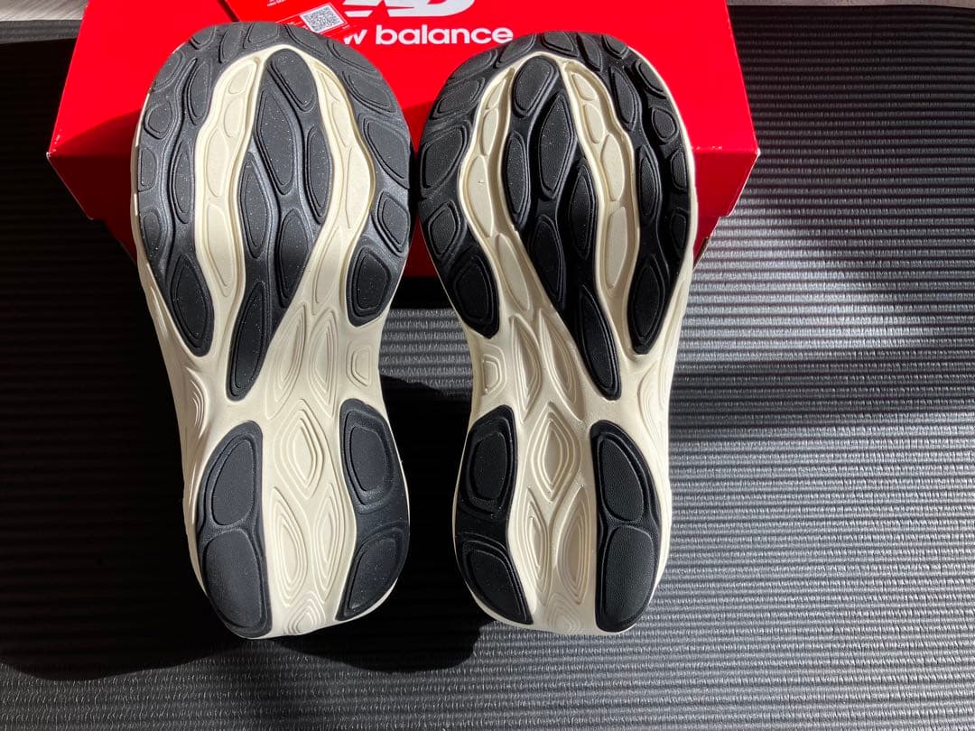 【美品】ニューバランス Fresh Foam X 1080 v14 28cm