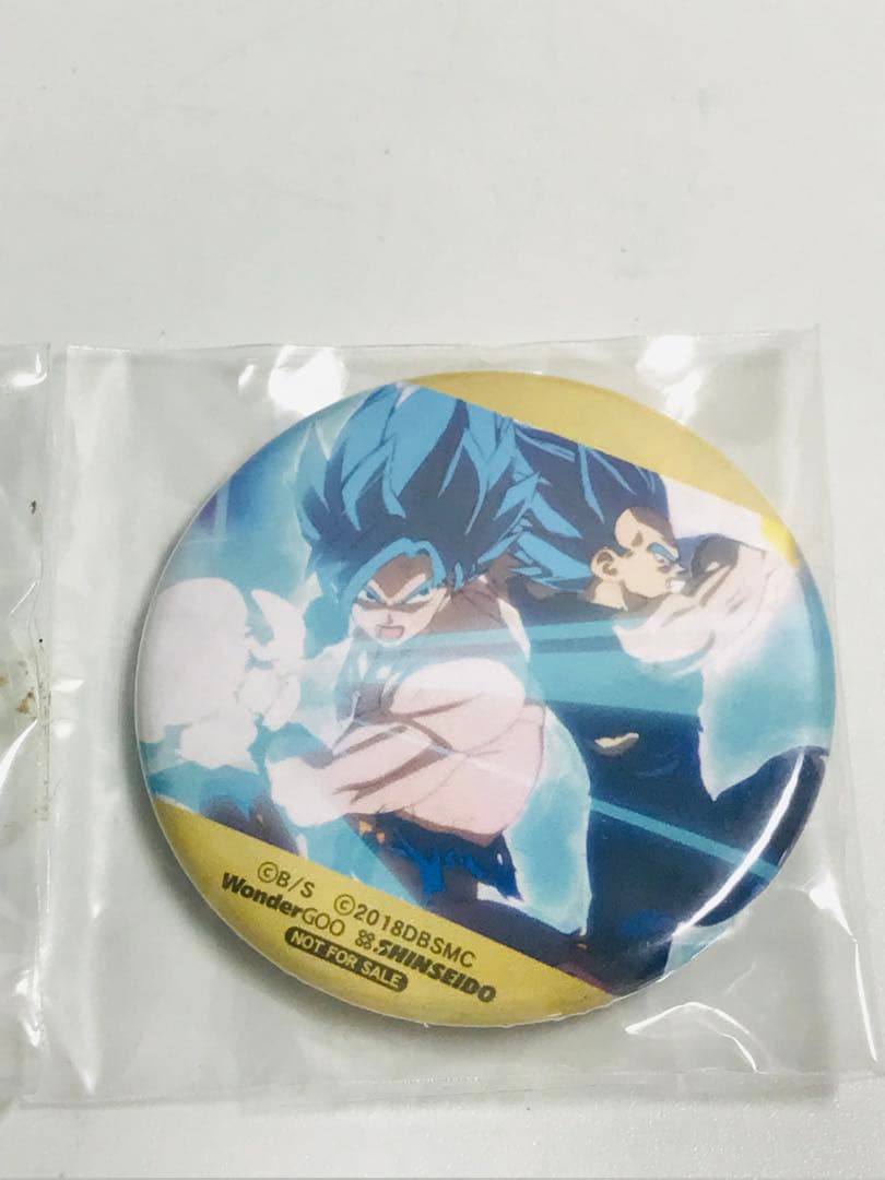 ドラゴンボール超　缶バッジ　購入特典