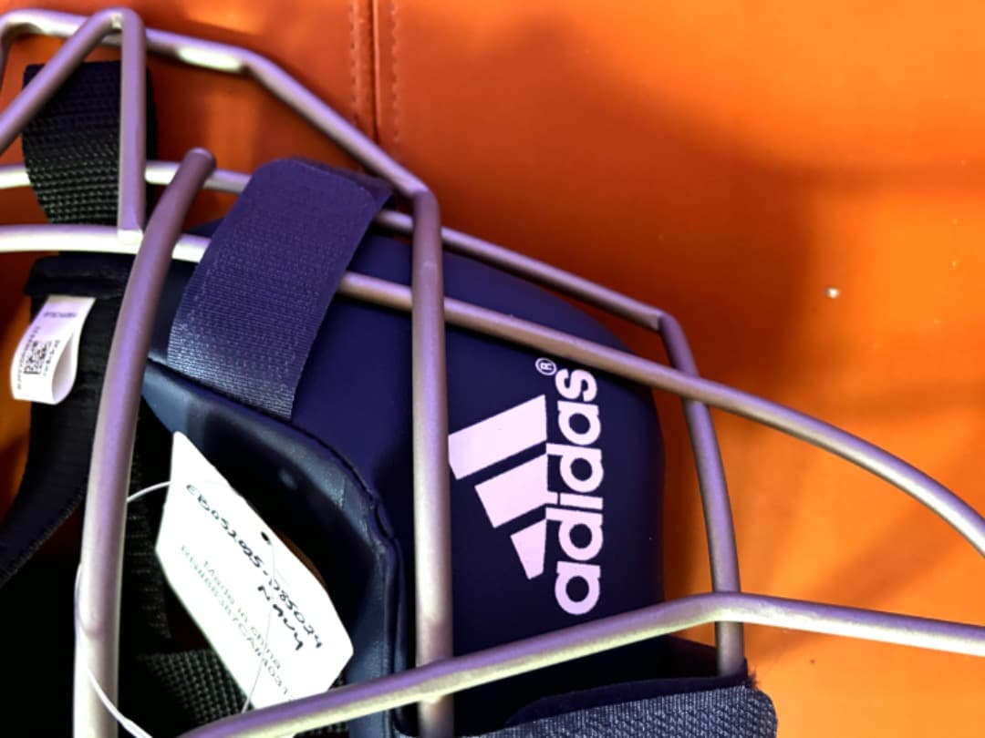 新品アメリカ発売☆最高級☆USA adidas☆PROキャッチャーマスク☆紺