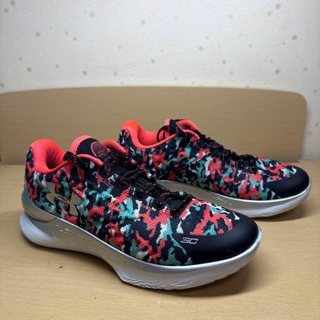 Under Armour カリー1low flotroバスケットボールシューズ