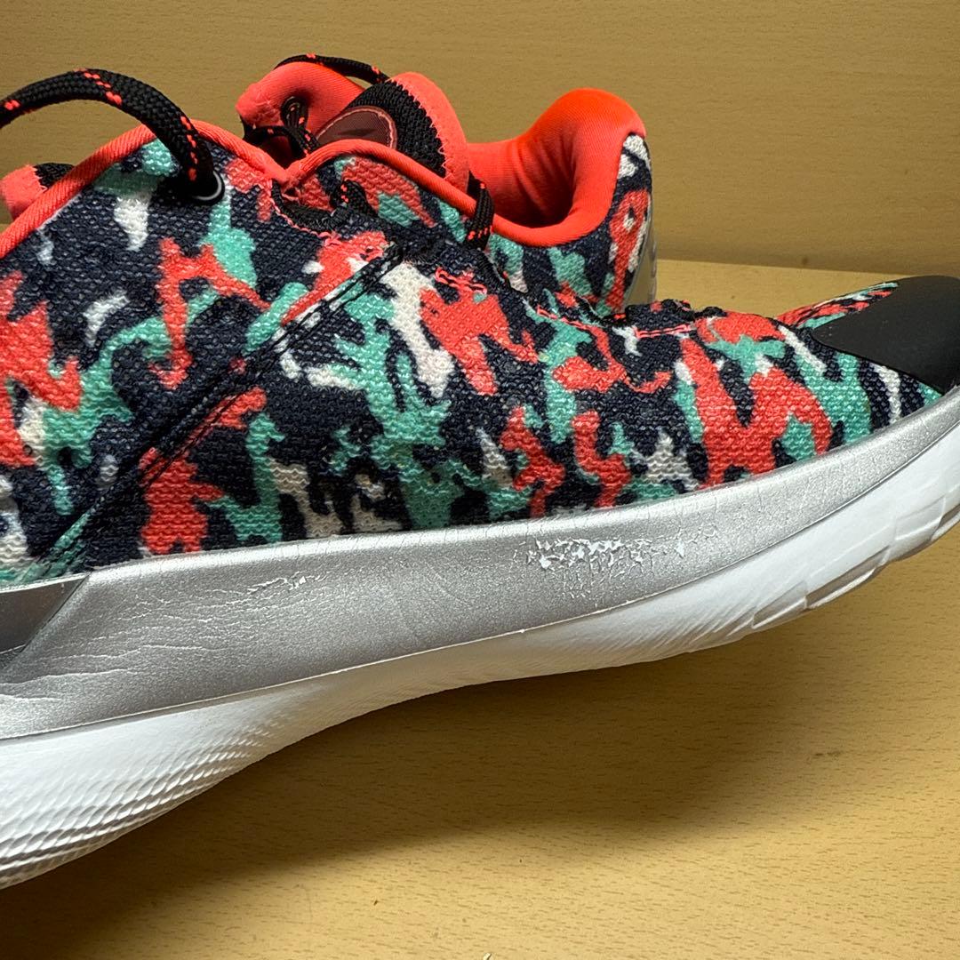 Under Armour カリー1low flotroバスケットボールシューズ