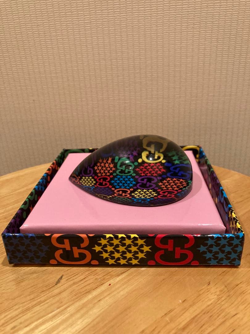 GUCCI 【新品】　ペーパーウェイト