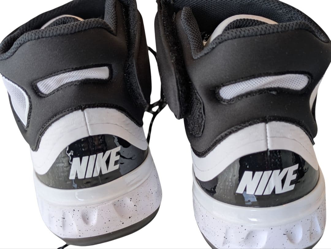 【日本未発売】Nike アルファ　ハラチ　エリート4　ミッド　野球スパイク