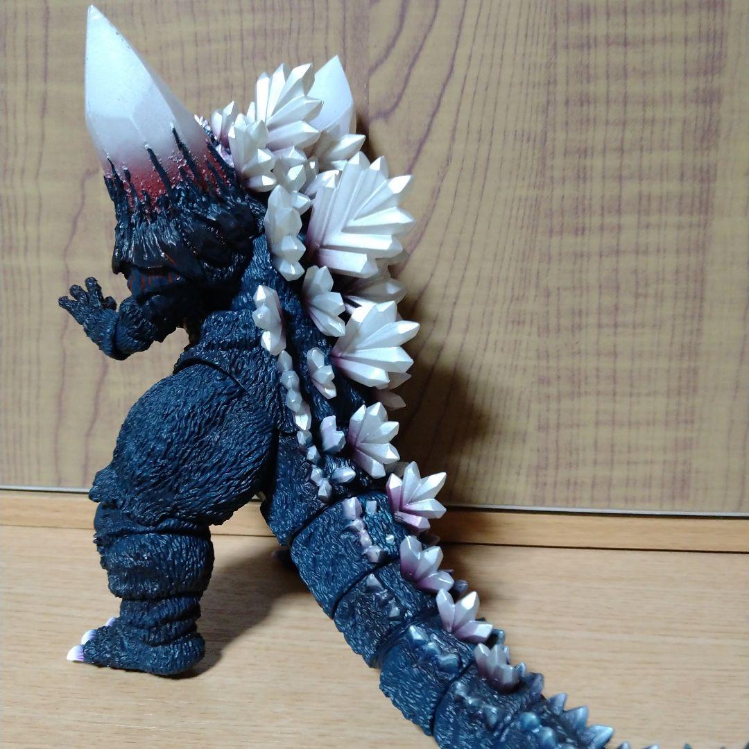 S.H.MonstersArts スペースゴジラ