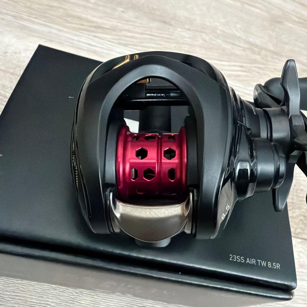 23SS AIR TW 8.5R ベイトリール 箱付き