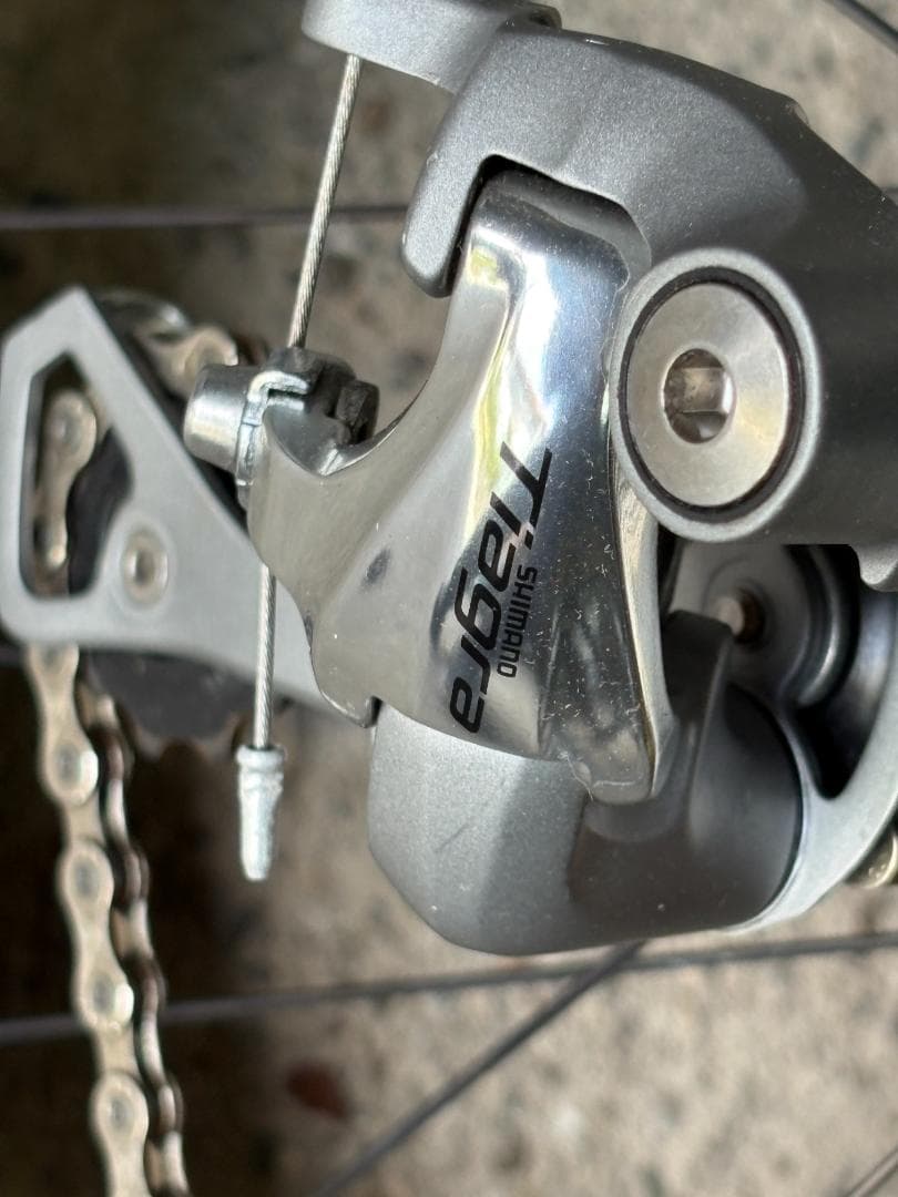 Specialized Sirrus Comp Carbon Disc（未使用）