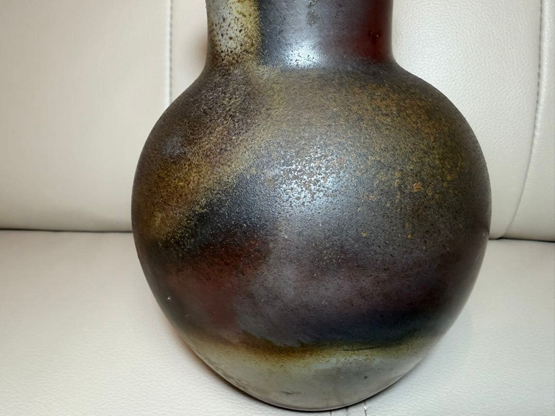 備前焼 花入 花瓶 高さ約20cm 作家物 共箱・栞付き 窯変美品 一輪挿し