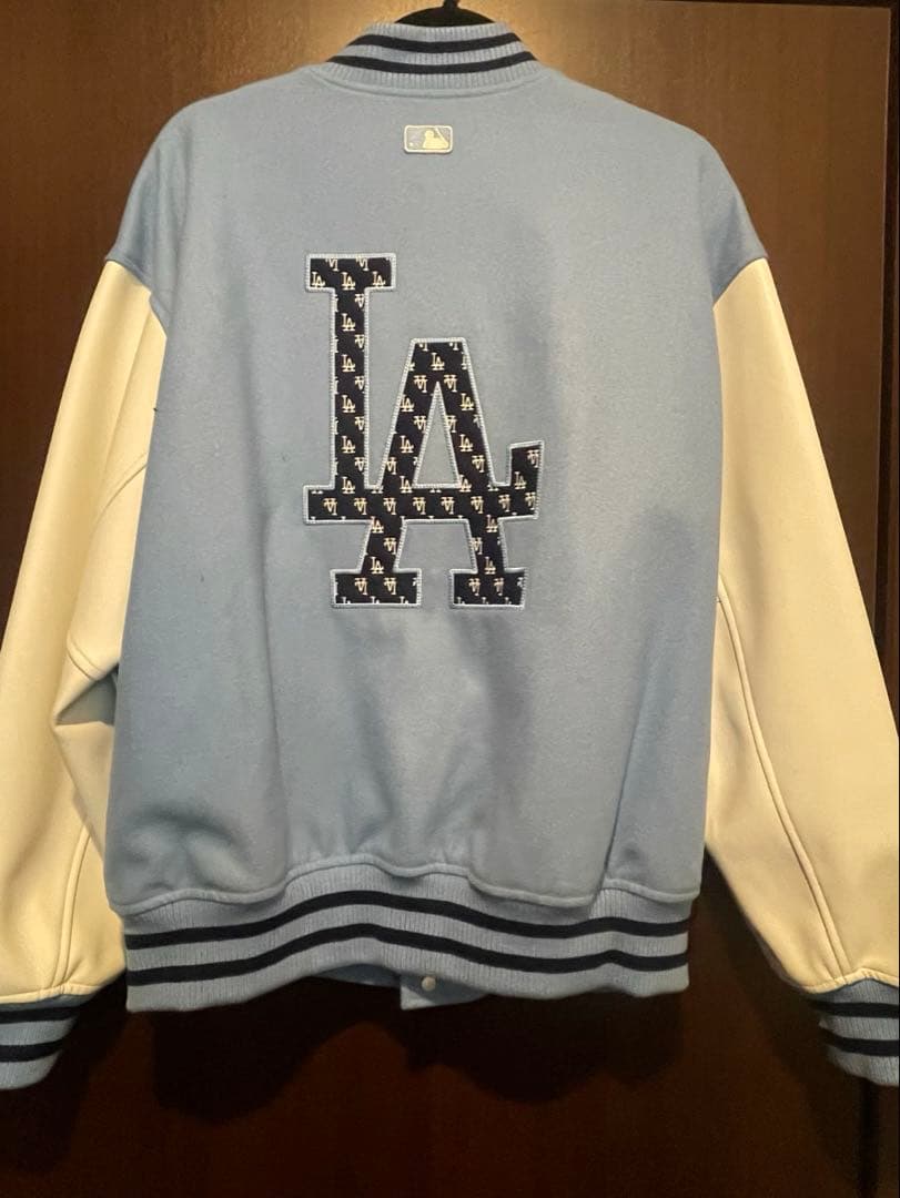 MLB LAジャケット Lサイズ ライトブルー　韓国限定品