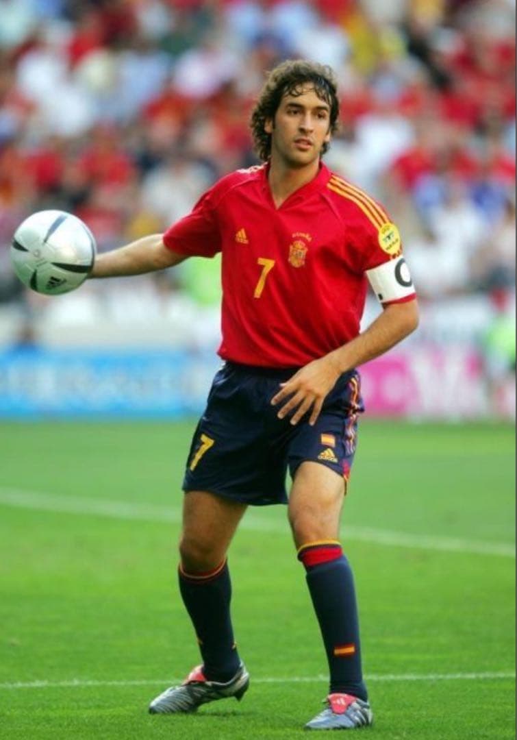 スペイン代表 #7 ラウル ユーロ2004パッチ付 オーセンティック 長袖