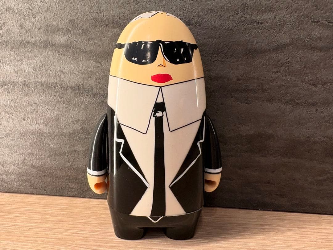 【未使用】VISIONAIRE kidrobot プレミアムヴィジョネア