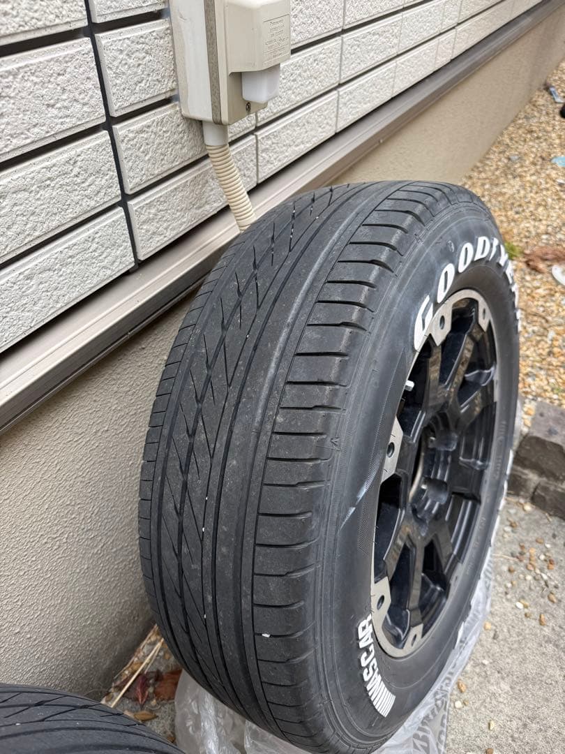ハイエース 16インチ タイヤホイールセット