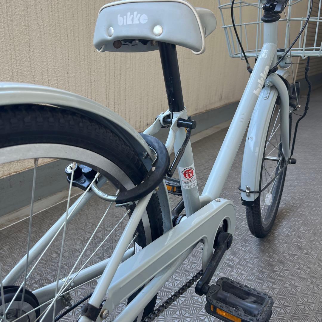 ブリジストン bikke 22インチbikkeヘルメット合鍵付き 直接手渡しのみ