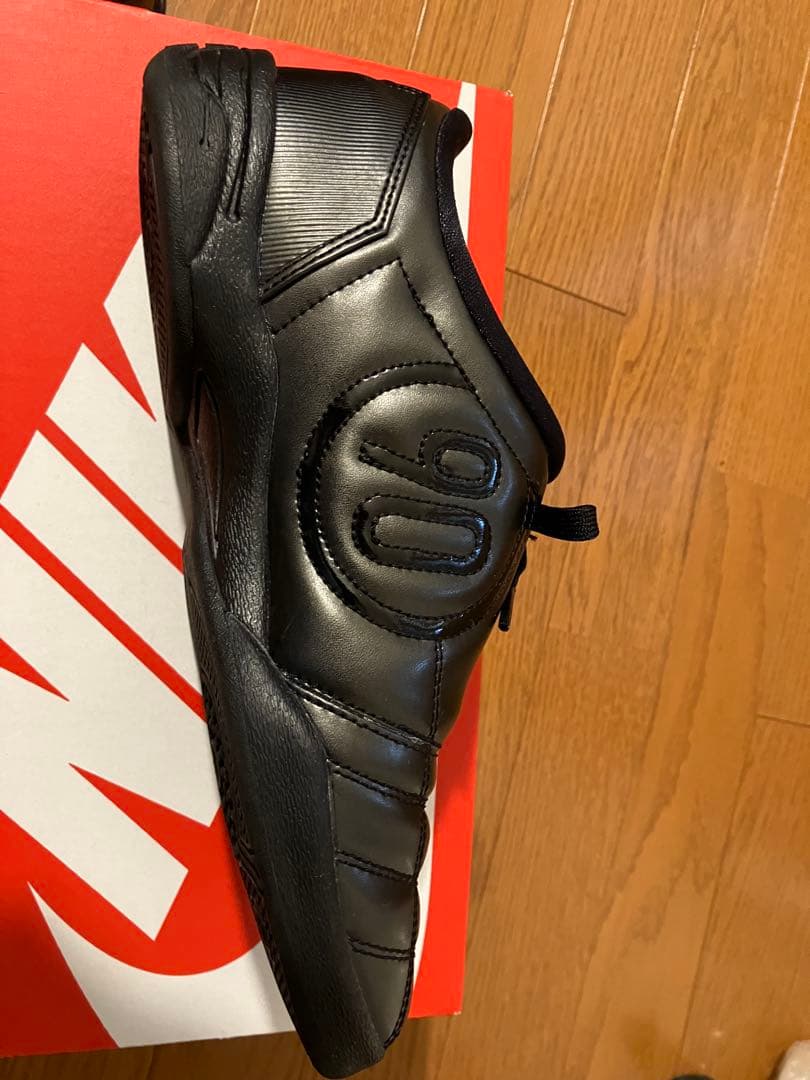 Nike ナイキ　トータル90 フットサルスニーカー