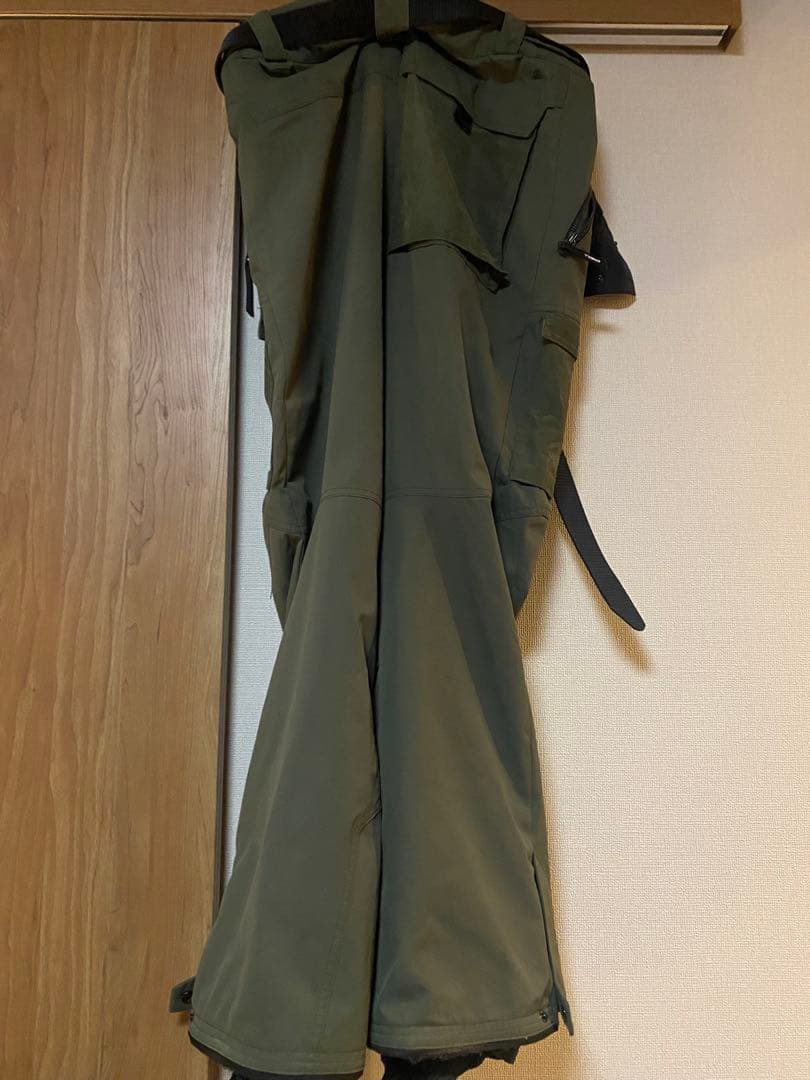 O'Neill スノーボードパンツ オリーブグリーン
