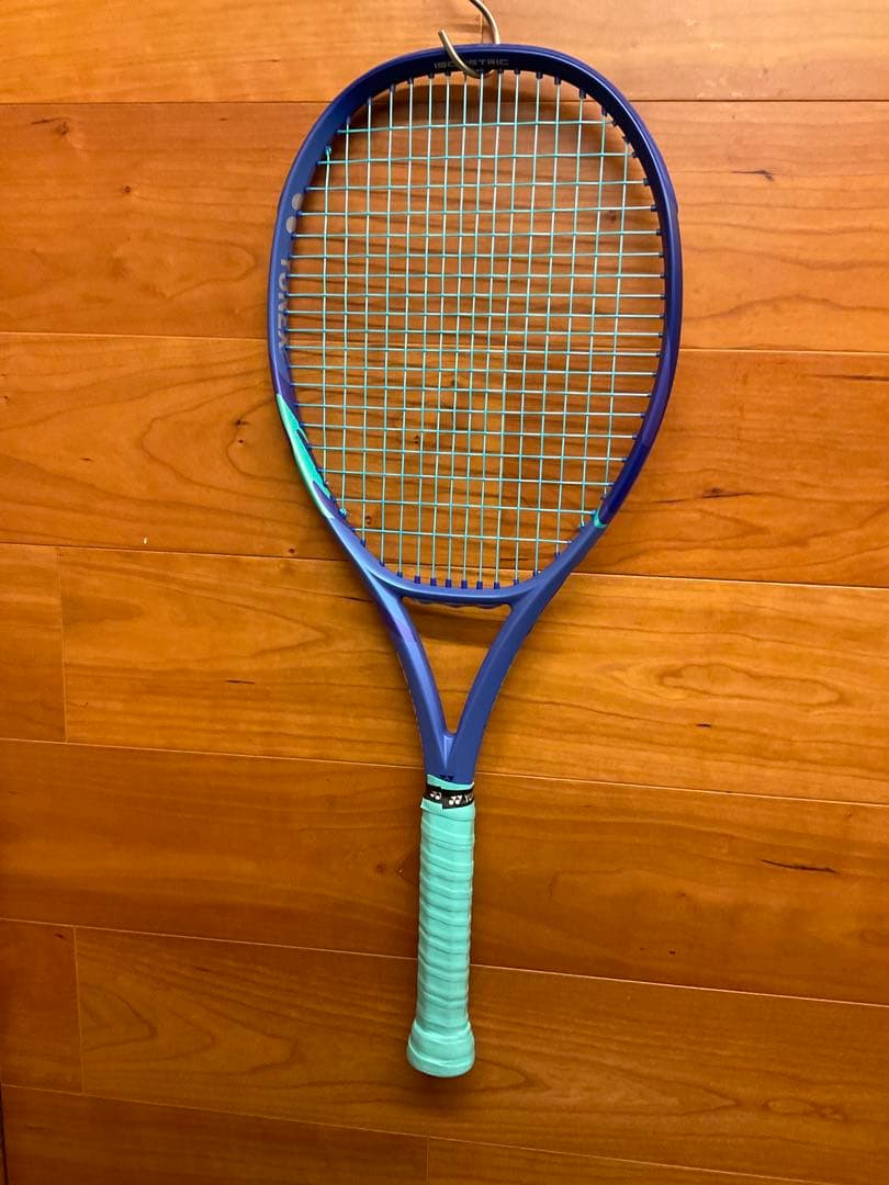 ヨネックス YONEX EZONE 100 TOUR グリップサイズ2