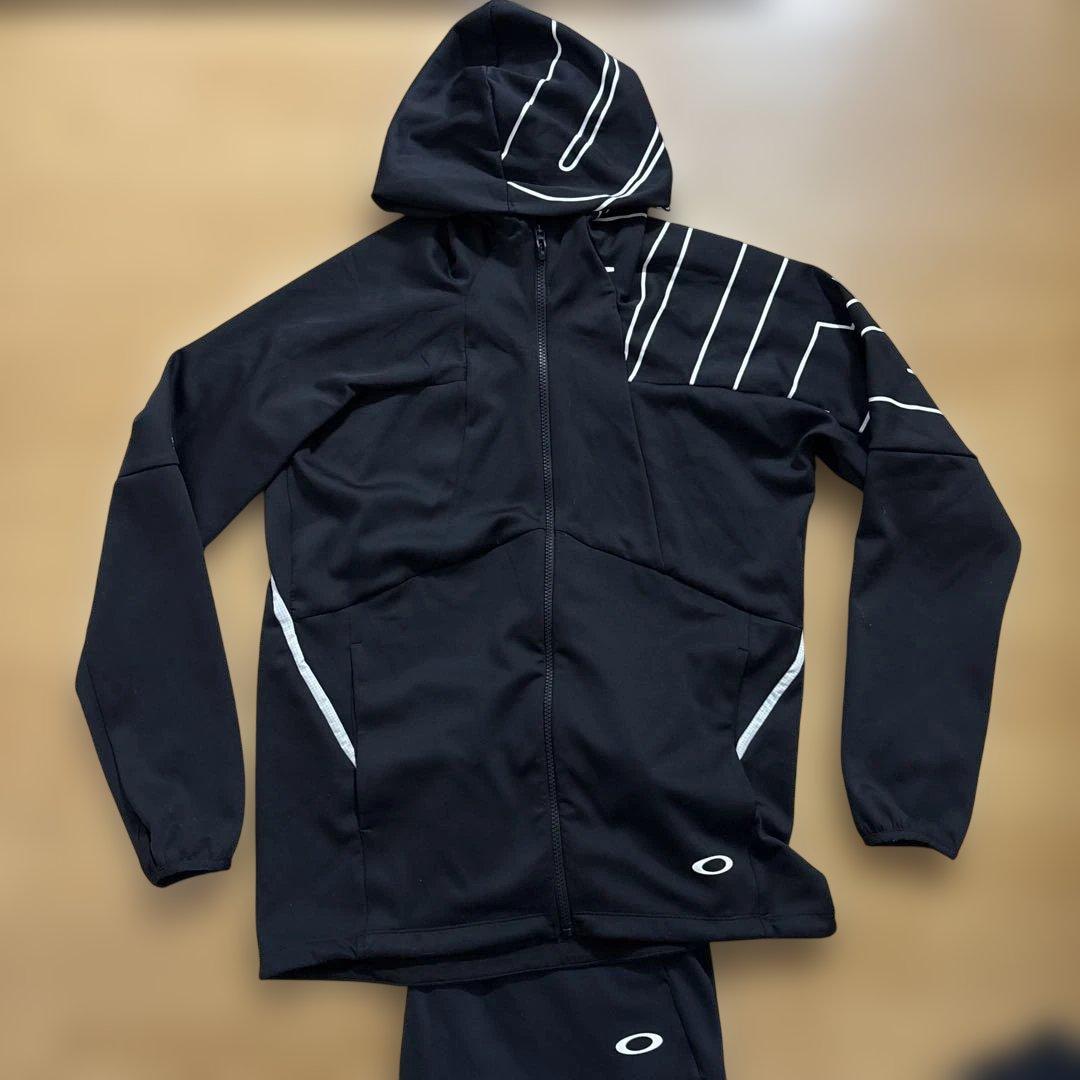 美品　Oakley セットアップ　BLACK ジャージ上下セット