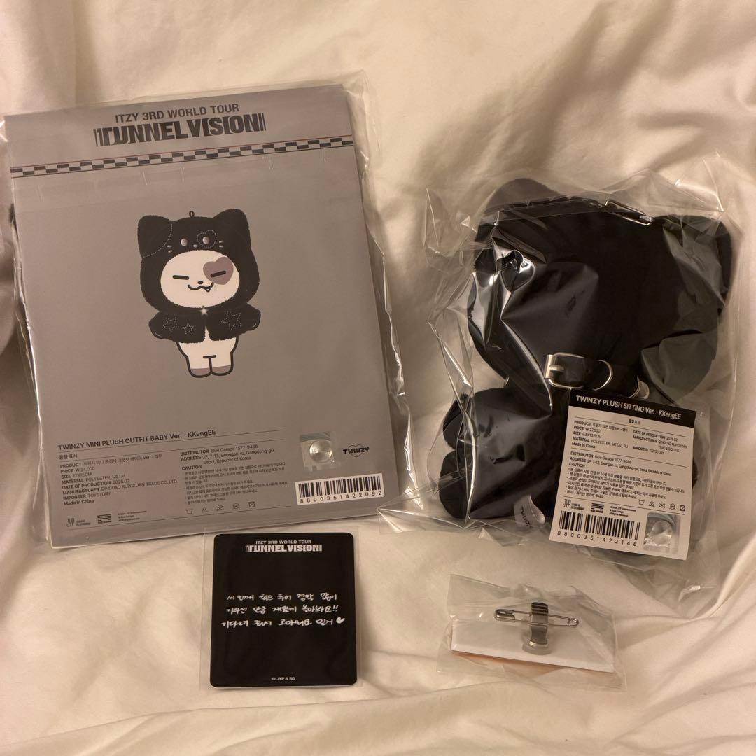 【2/22まで限定値下げ】　TWINZY イェジ 購入特典トレカ 名札 セット