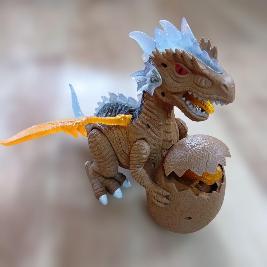 光る恐竜フィギュア