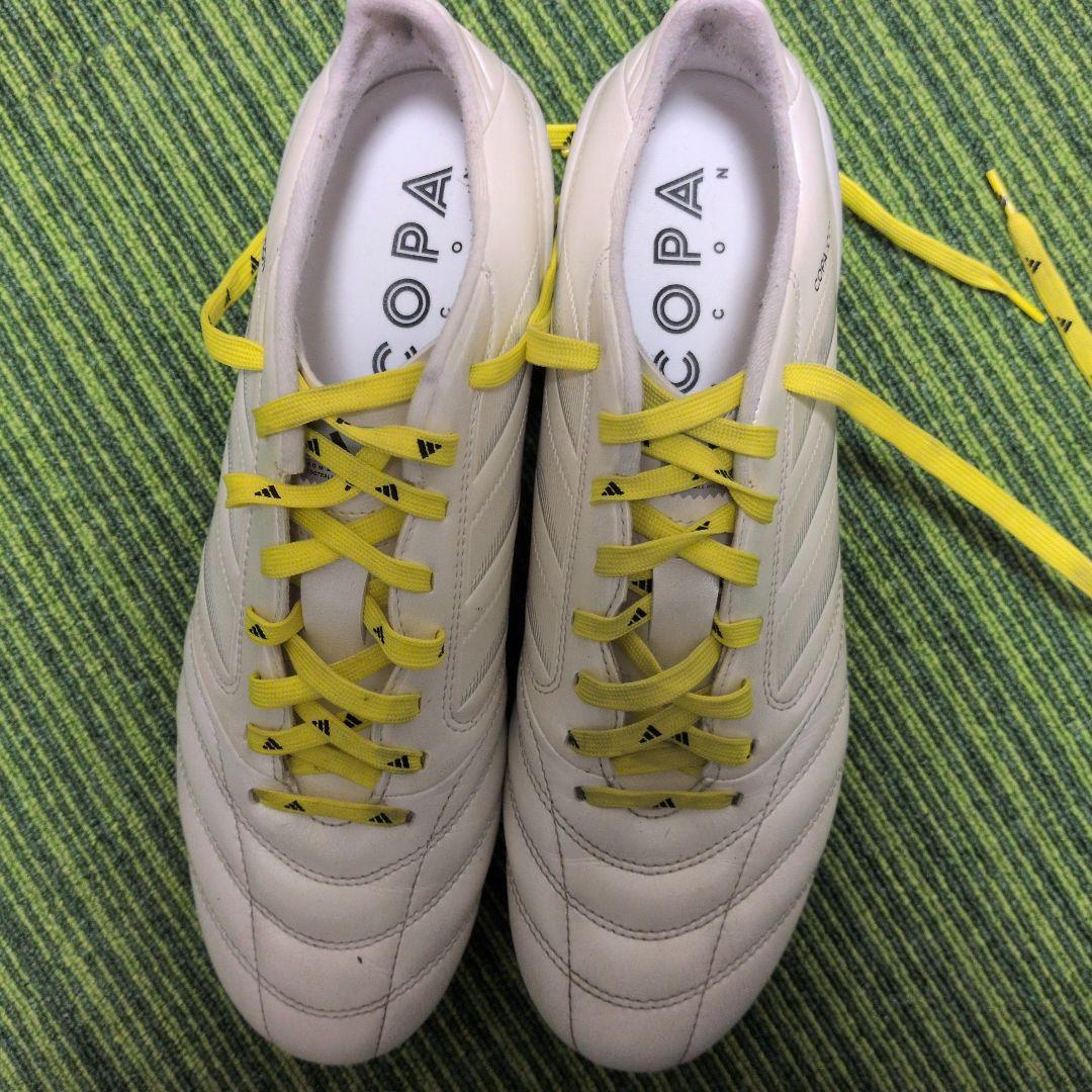 adidas COPA ホワイト スパイクシューズ