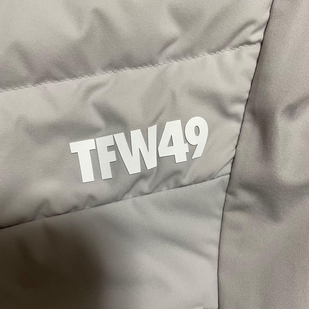 定価9万　新品　TFW49 ダウンブルゾン　セットアップ　ゴルフ　グレー　L