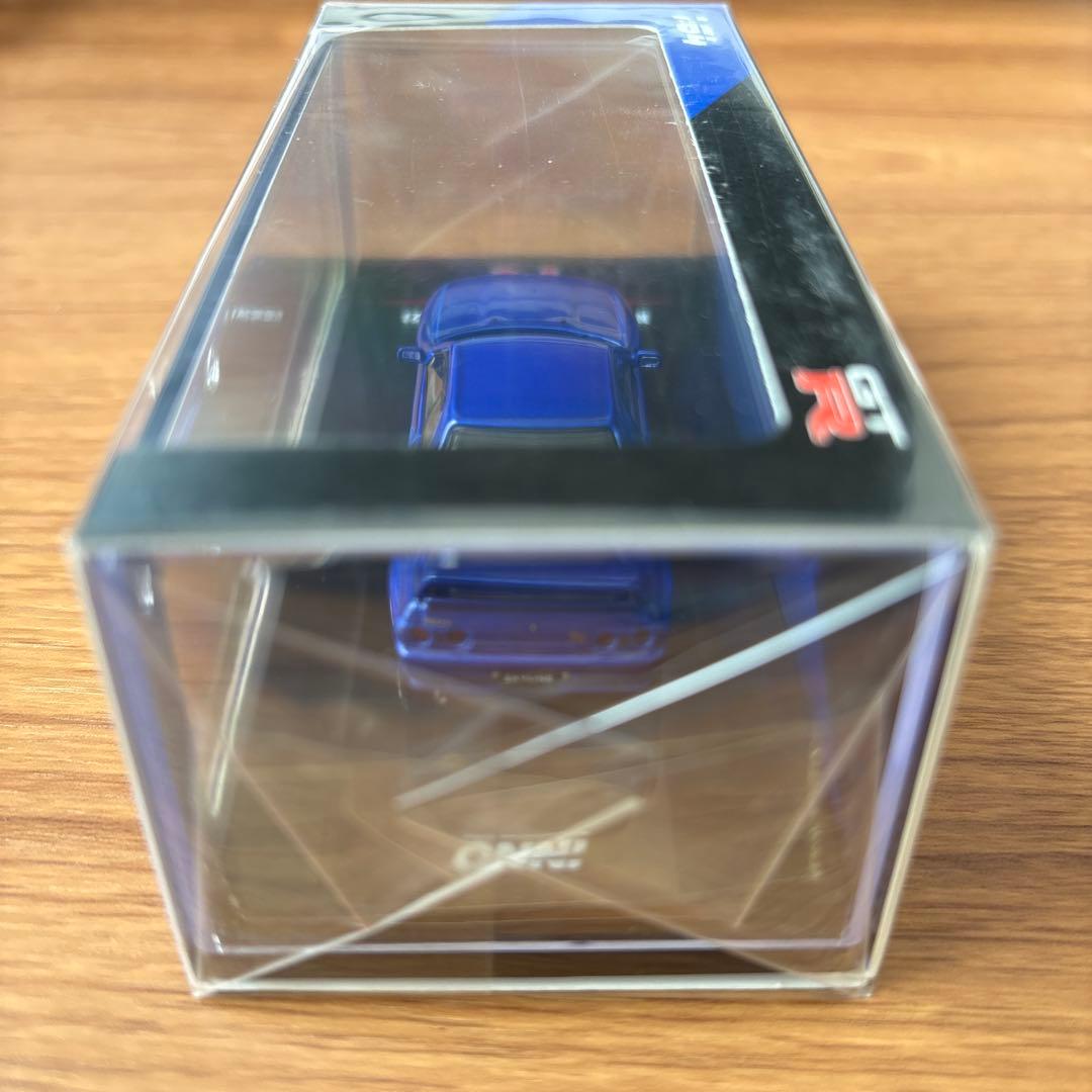 INNO64 スカイラインGT-R R32 ブルー デカールと交換ホイール付き