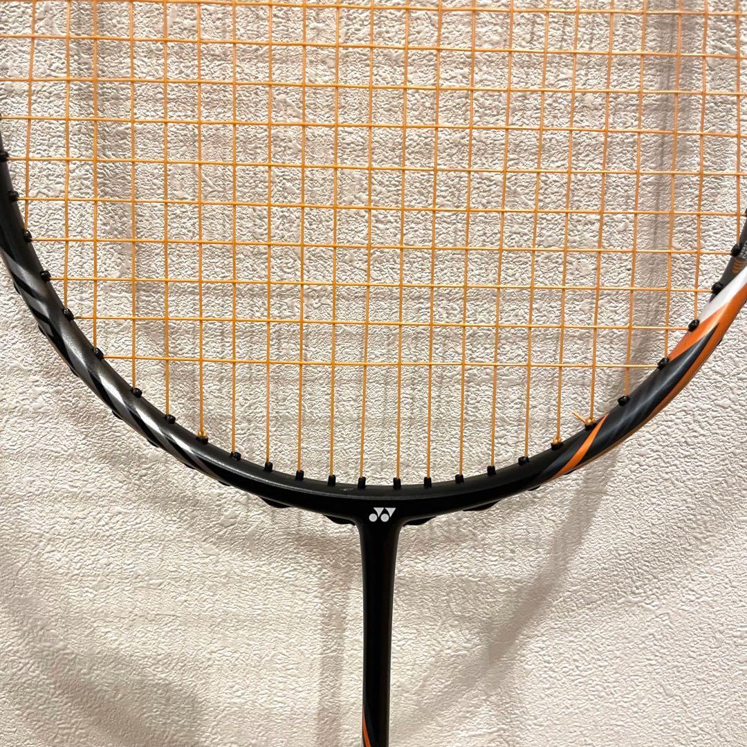 【美品】Yonex ARCSABER 2i バドミントンラケット(ケース付)