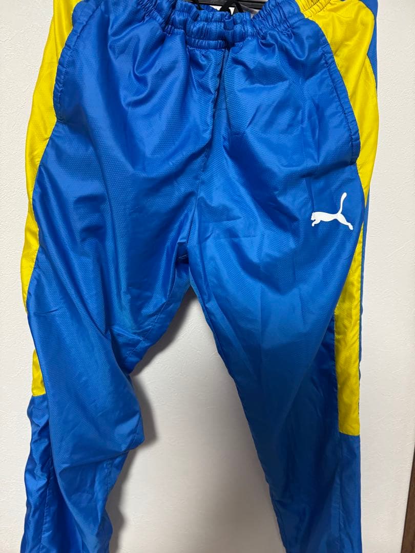 じ*ん様 国見　PUMA ウィンドブレーカー