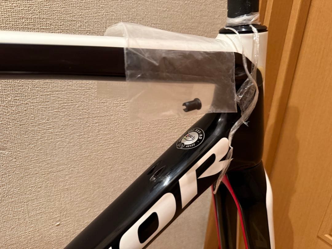 BRIDGESTONE ANCHOR RS9 カーボンフレーム