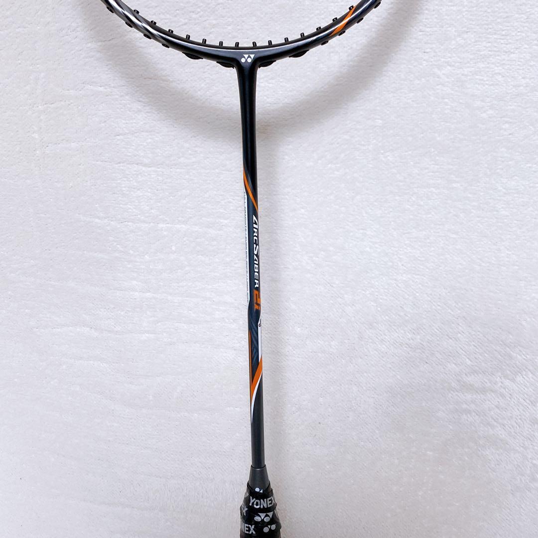 美品　YONEX　ARCSABER 2i　アークセイバー2i　3UG5　ガット無
