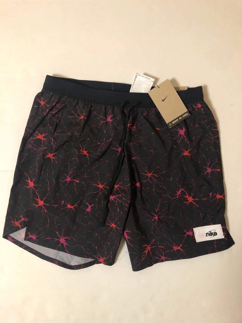 NIKE ナイキ　メンズランニングパンツ　Mサイズ　希少品　新品未使用