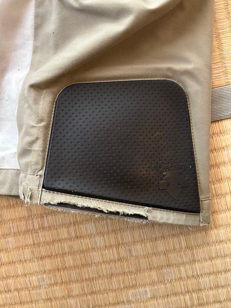 【値下げ・バラ売り可能です】DESCENTE（デサント） スキーウェア上下セット