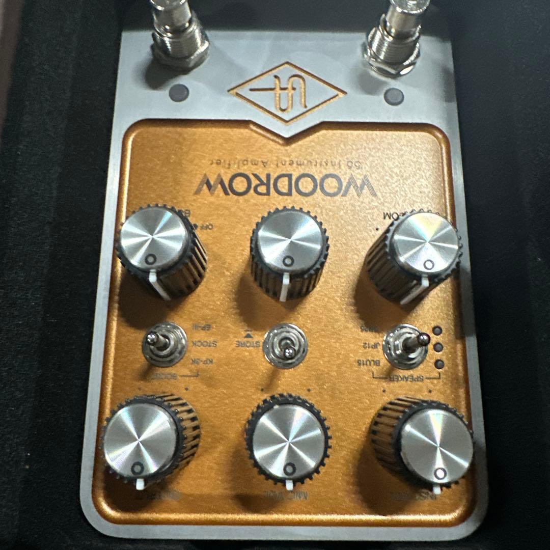 ギター UNIVERSAL AUDIO UAFX WOODROW
