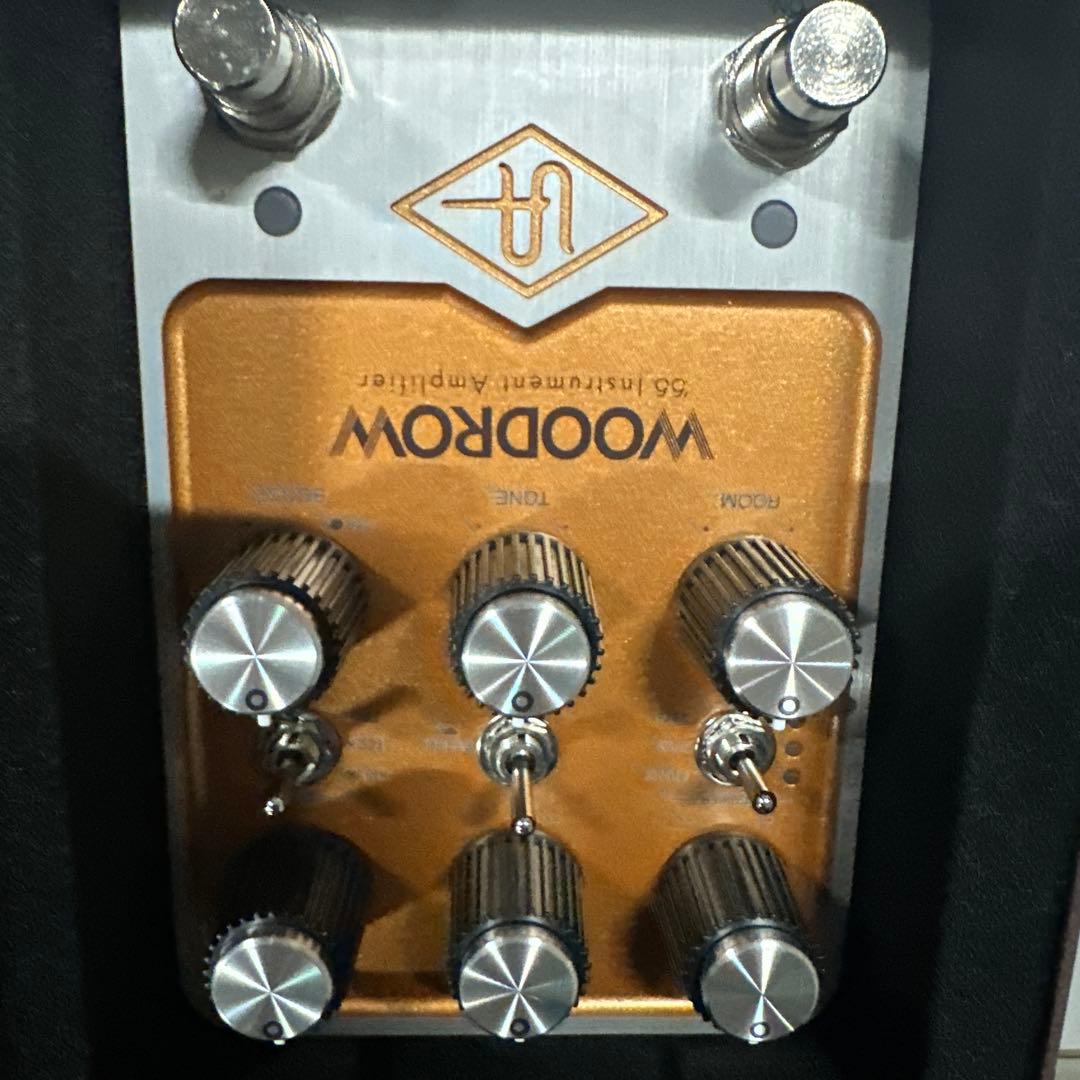 ギター UNIVERSAL AUDIO UAFX WOODROW