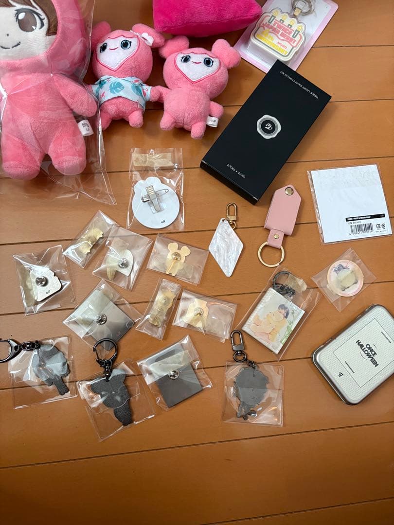 TWICE モモグッズ集