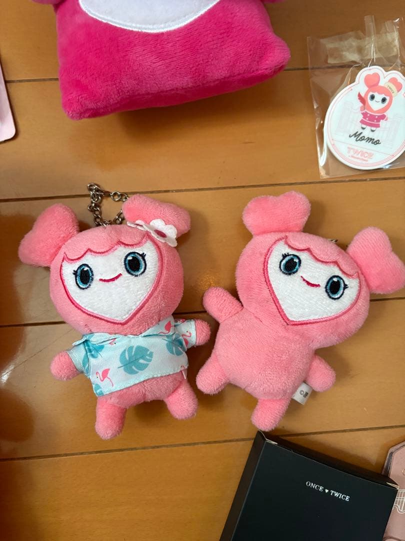 TWICE モモグッズ集