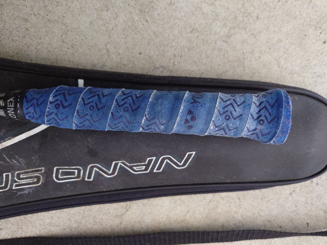 YONEX Nanoflare 200 バドミントンラケット