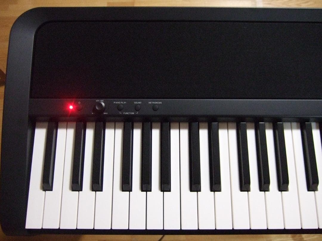 KORG B2-BK 電子ピアノ 88鍵 スタンド・ペダル・ヘッドホン付 送料込