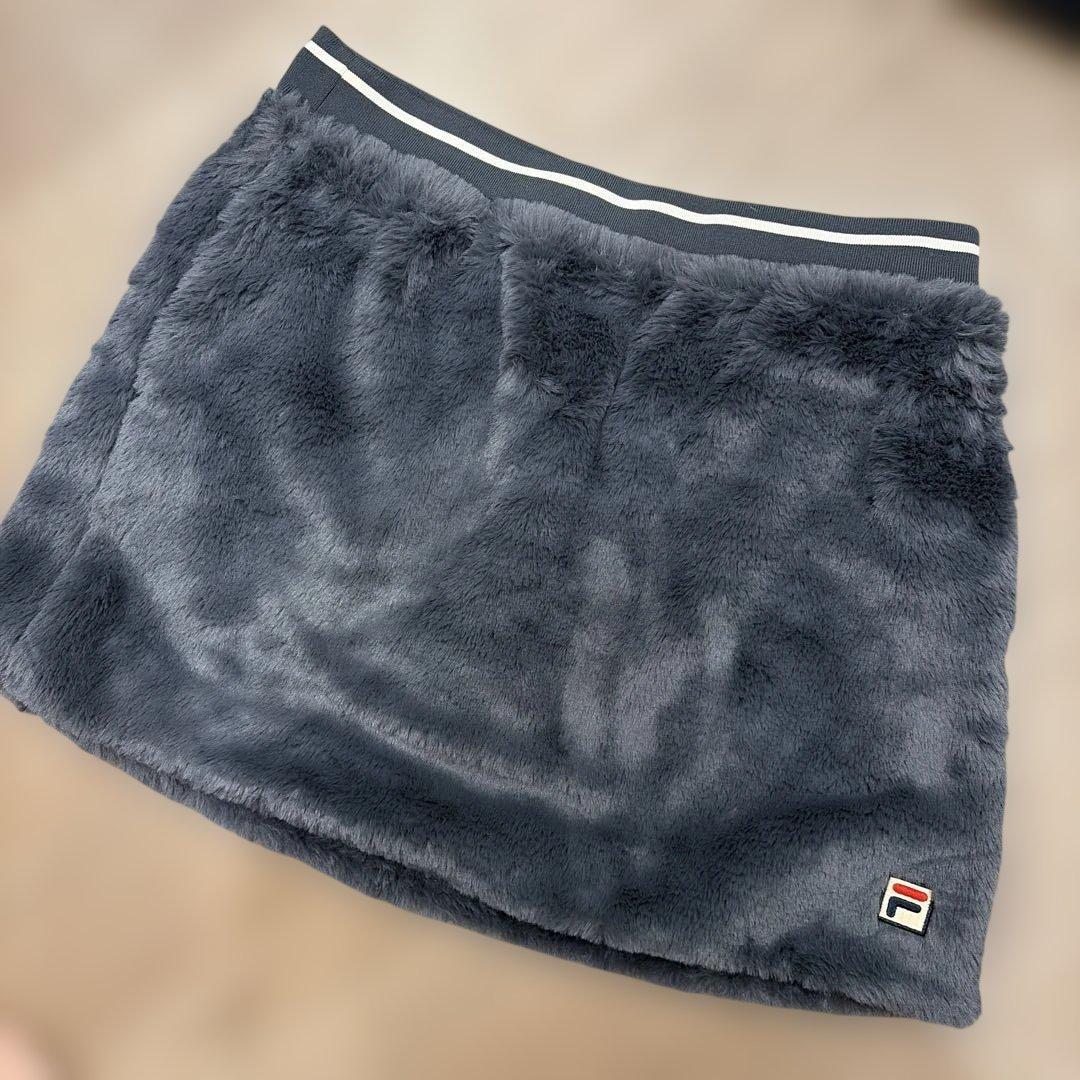 新品　フィラ　FILA ファー　フードベスト　スコート　セットアップ　L XL