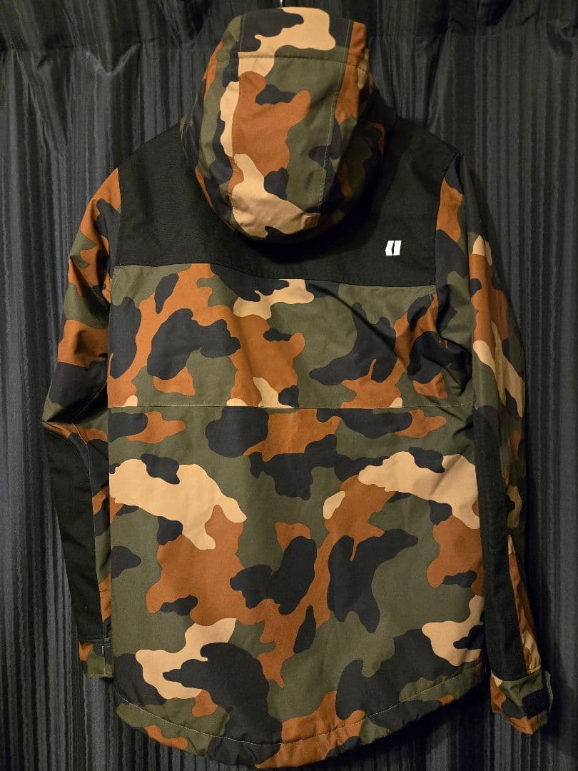 ARMADAアルマダ ウェア Bergs 2L Insulated Jacket