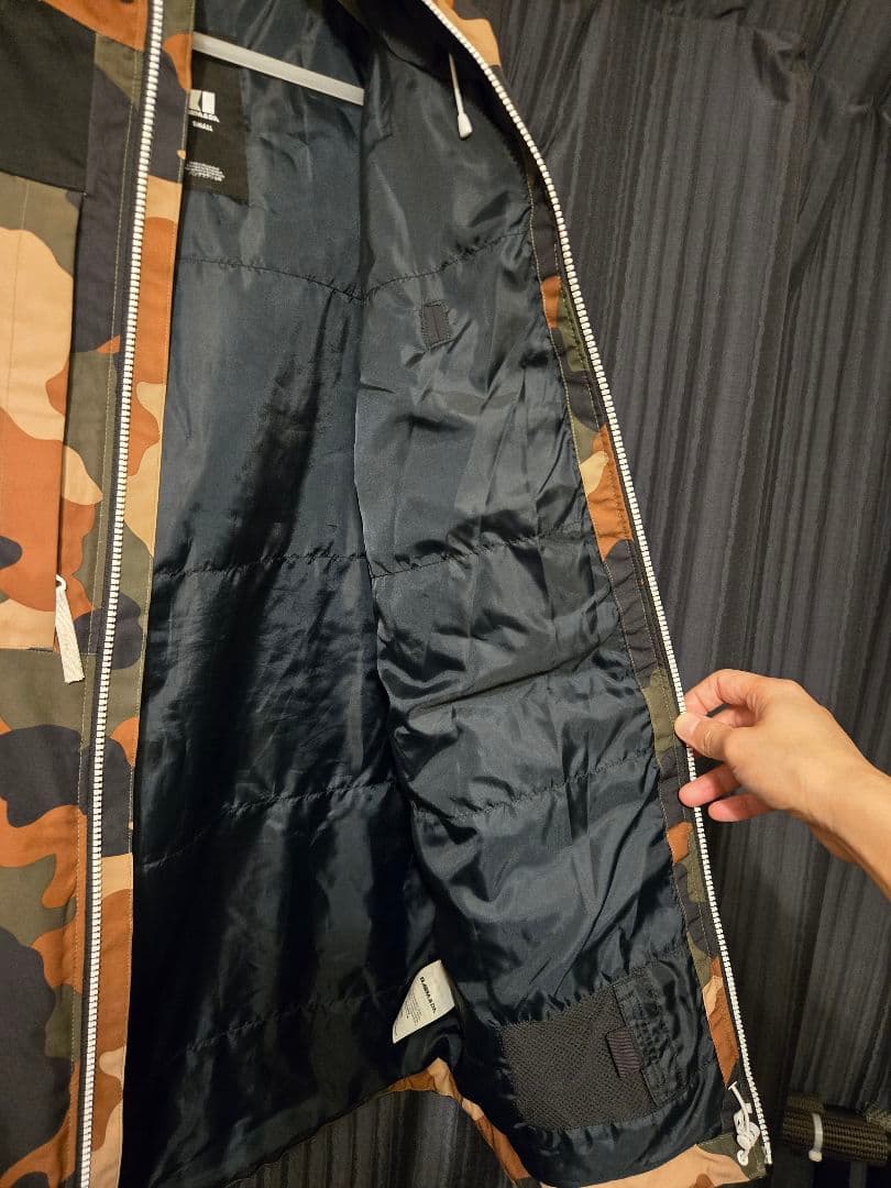 ARMADAアルマダ ウェア Bergs 2L Insulated Jacket