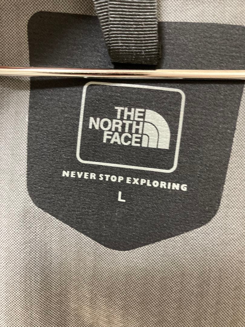 THE NORTH FACE ウィンドブレーカー ブラック