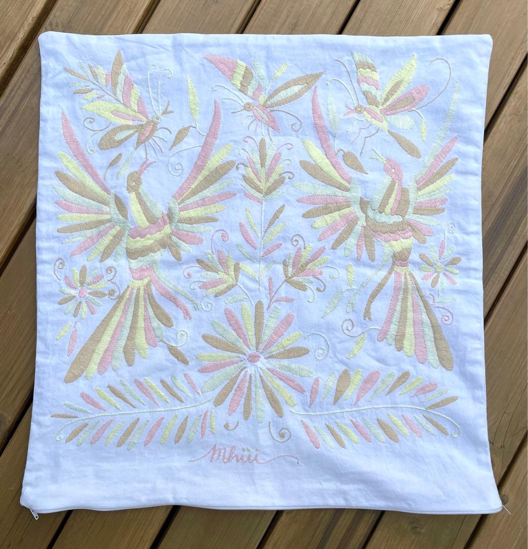メキシコの手作りテナンゴ刺繍クッションカバー
